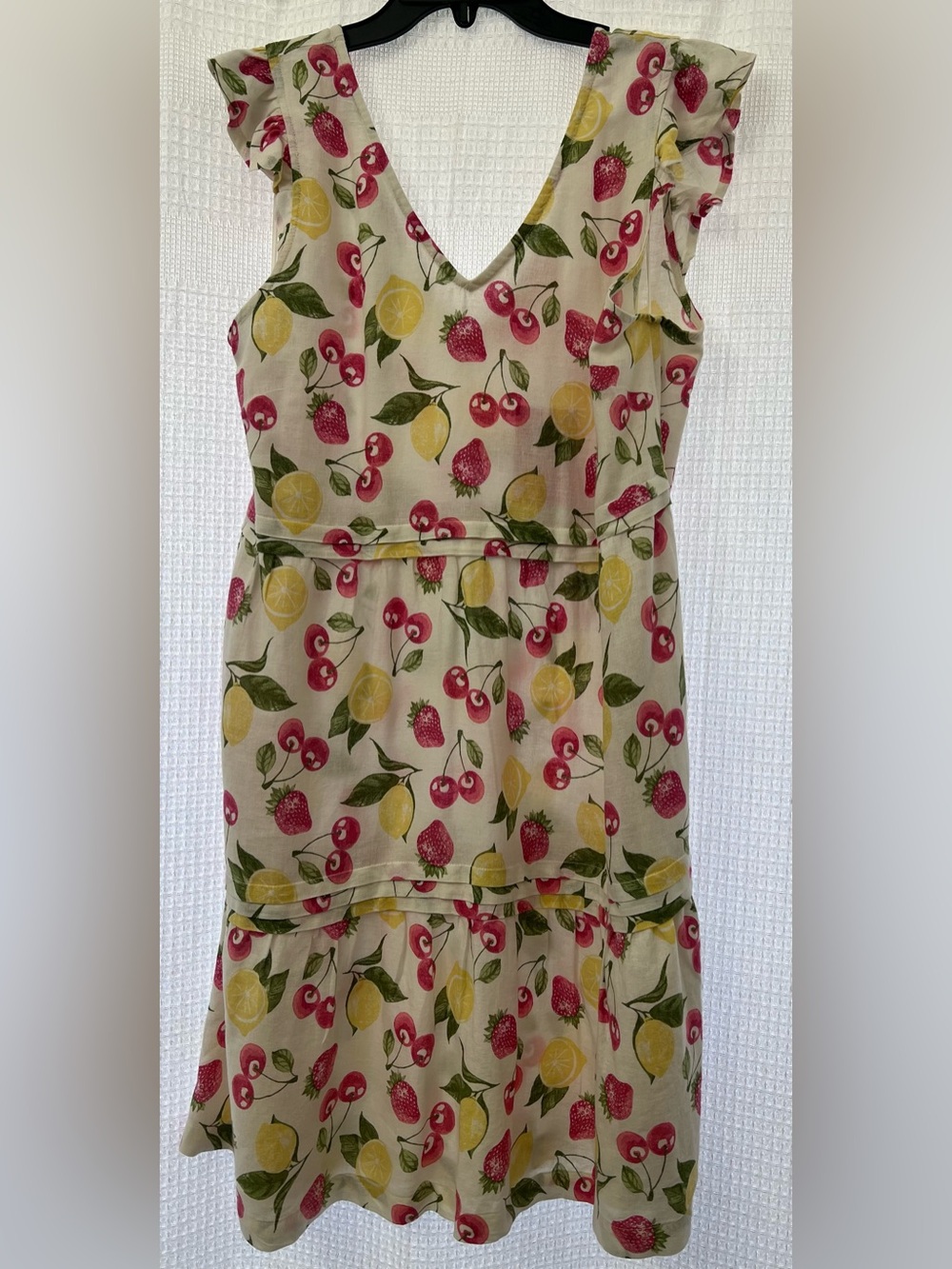 Isaac Mizrahi linen fruit pattern mini dress. NWT